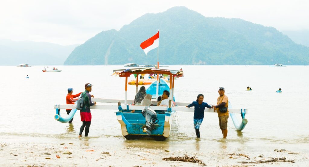 Shared Speedboat Komodo Tour: The Open-Trip Day Explained (2026)